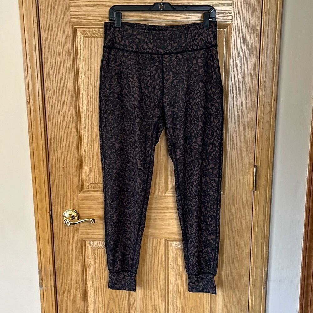 Fety Brown Black Printed Joggers Size XXL